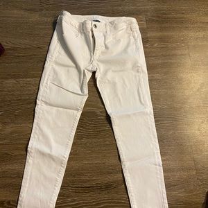 White American Eagle Jeans